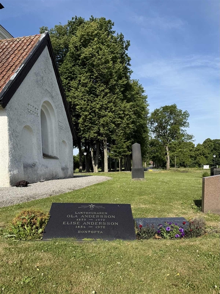 Grave number: FÅ A 123, 124