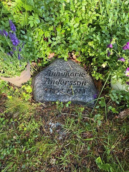 Grave number: RA 003 UG093