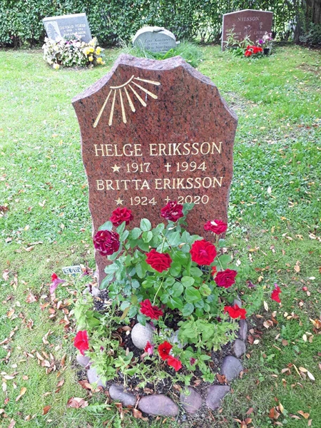 Gravnummer: NK F D    66