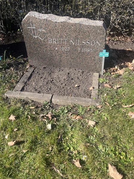 Grave number: 1 3 F1 140