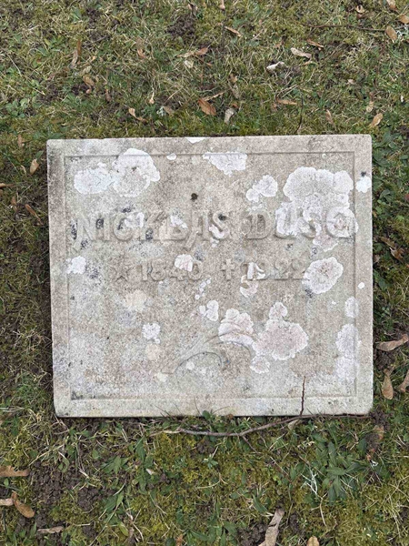 Gravnummer: LE   249