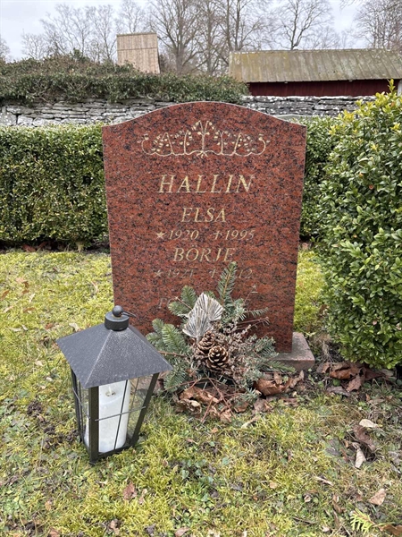 Grave number: G A 55b