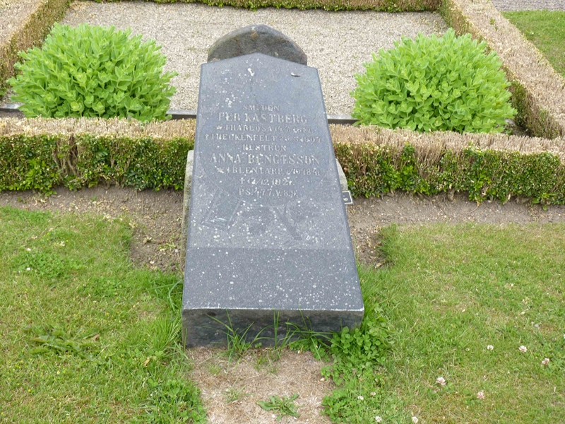 Grave number: SK 1I     3