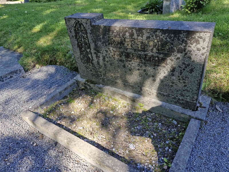 Grave number: 1 FRID 5B