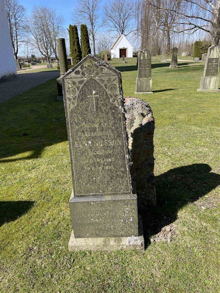 Grave number: Ä G C    15