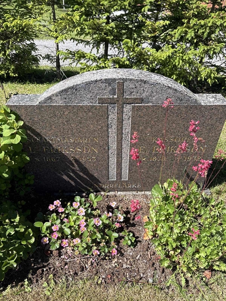 Grave number: 4 G GH   179-181