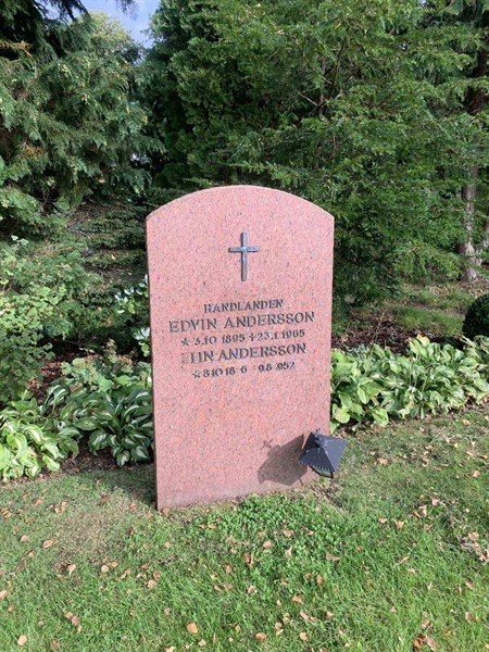 Grave number: VK A    25, 26