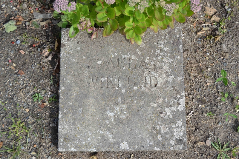 Grave number: 1 C   408