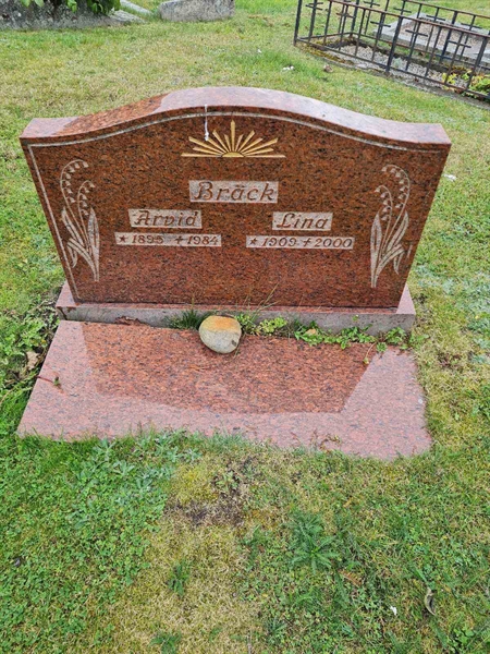 Grave number: F 02   462, 463