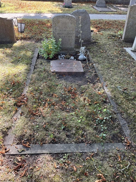 Grave number: Ö 01    21.B