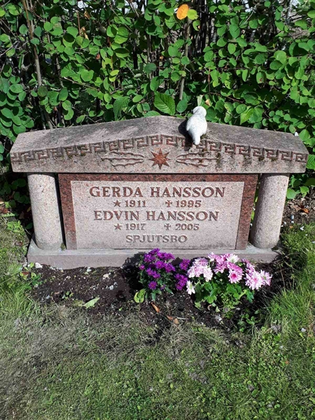 Hautatunnus: NK F A   137