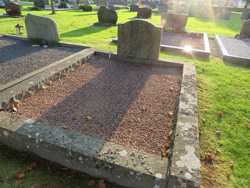 Grave number: 1 06   35