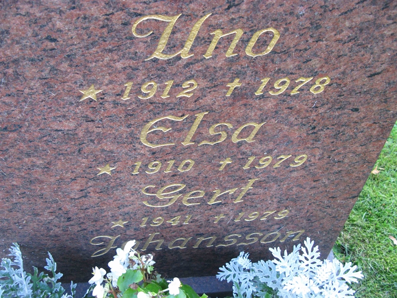 Grave number: SN E   467