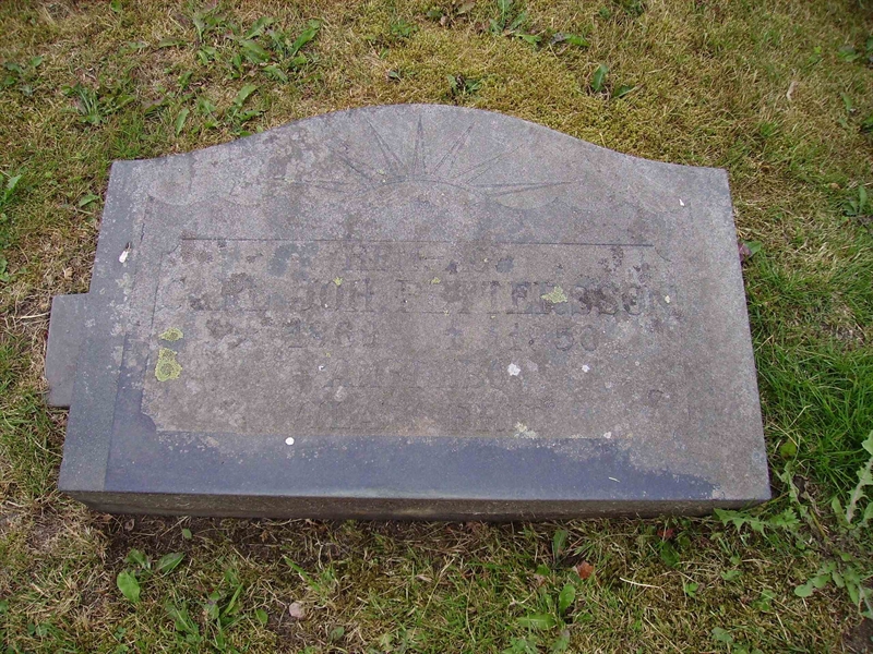 Grave number: 2 F   352