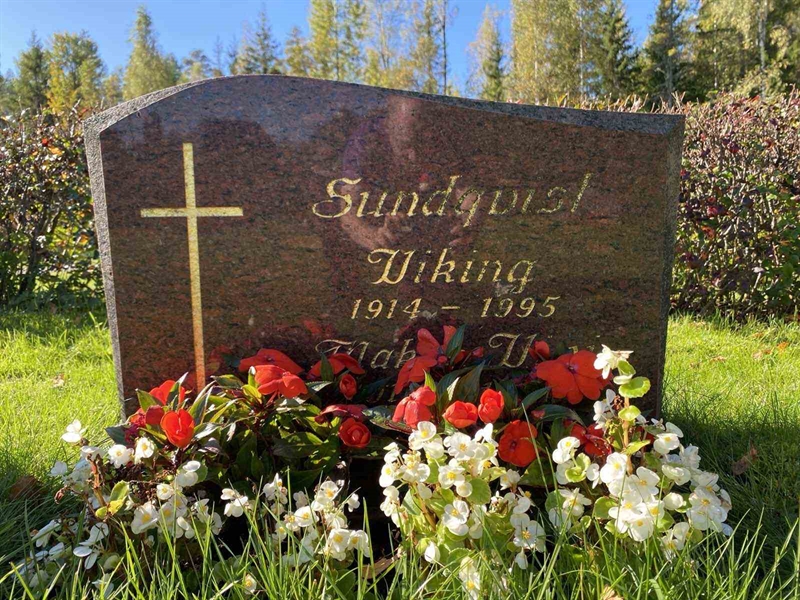 Grave number: 1 22     84