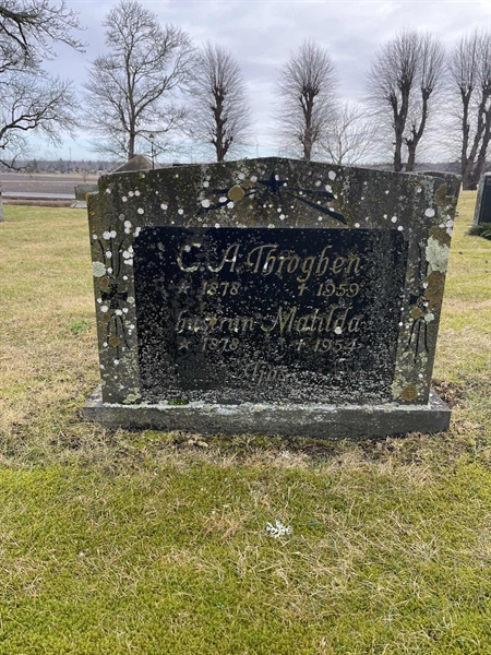 Gravnummer: HA E    24, 25