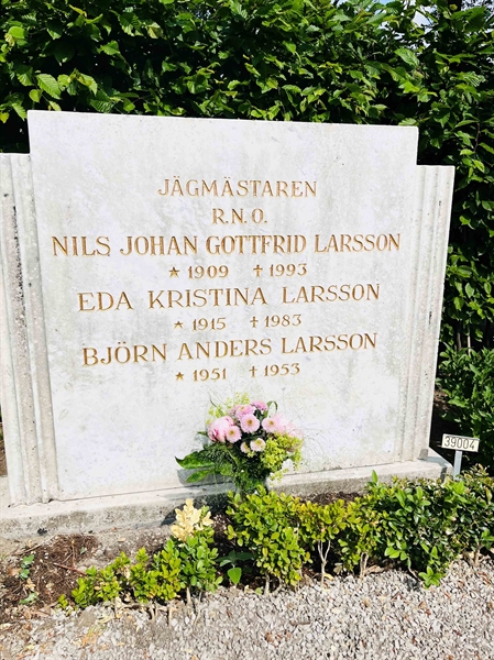 Gravnummer: Ö ÖSN    72, 73