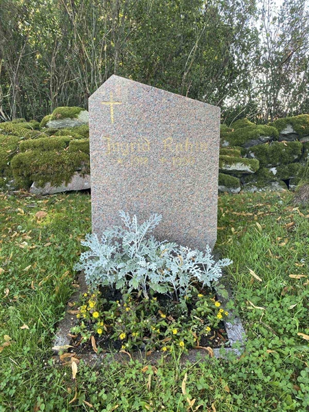 Grave number: SKÄ A     7