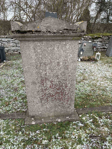 Gravnummer: LE    97