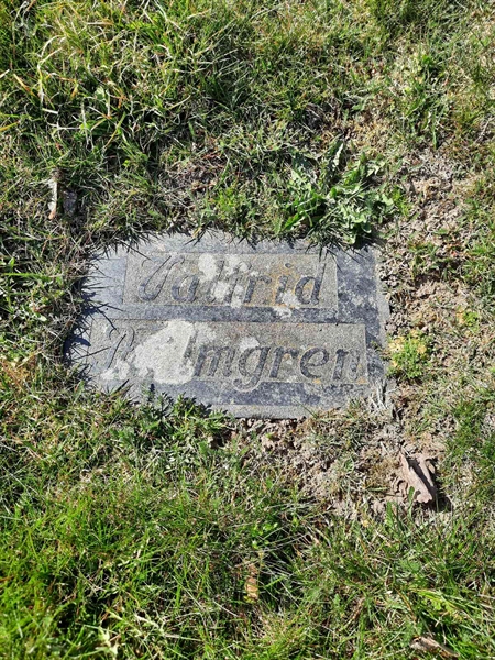 Grave number: VN B    51