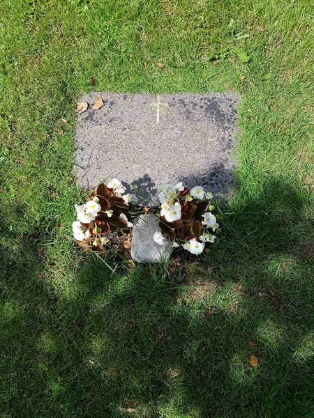 Grave number: 04 40201