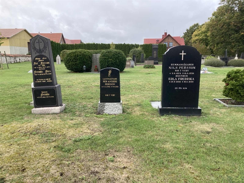 Grave number: 5 B 48
