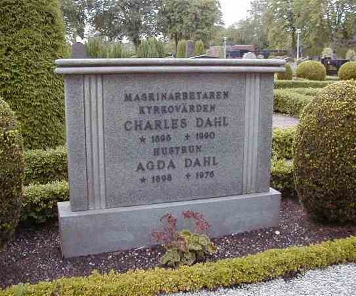 Grave number: BK C   100, 101