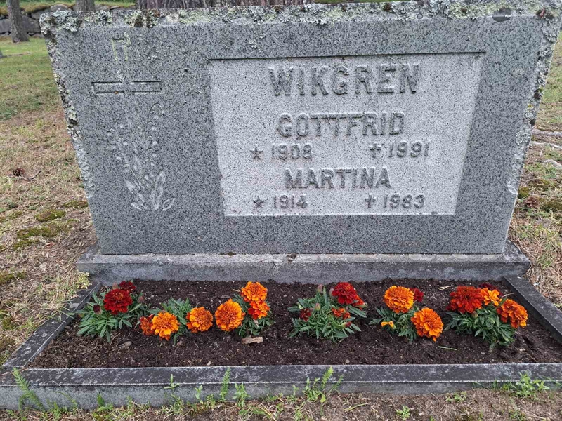 Grave number: 001 2  1537