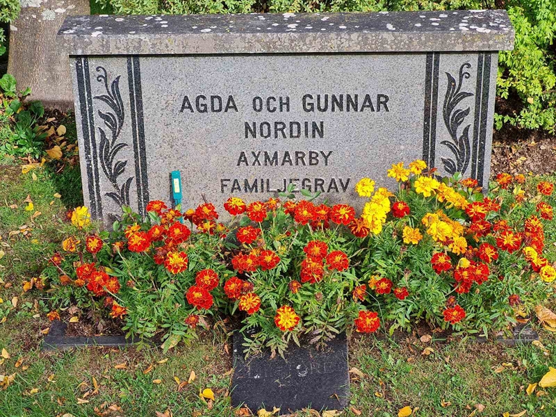 Grave number: Ö III   13