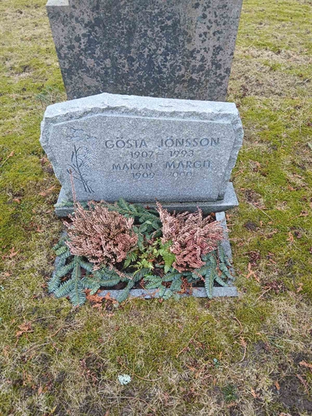 Gravnummer: 2 8  111, 112