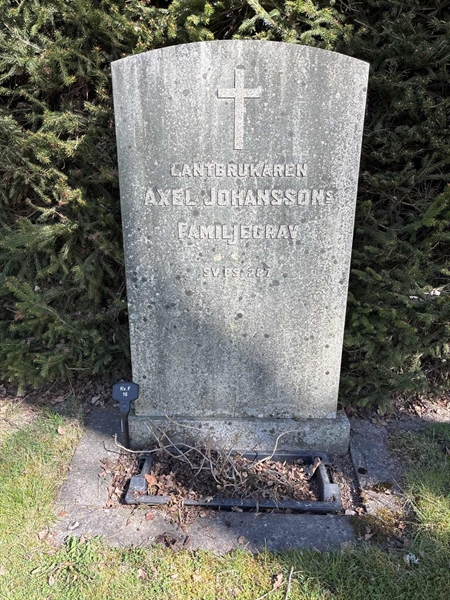 Gravnummer: 22 F    16