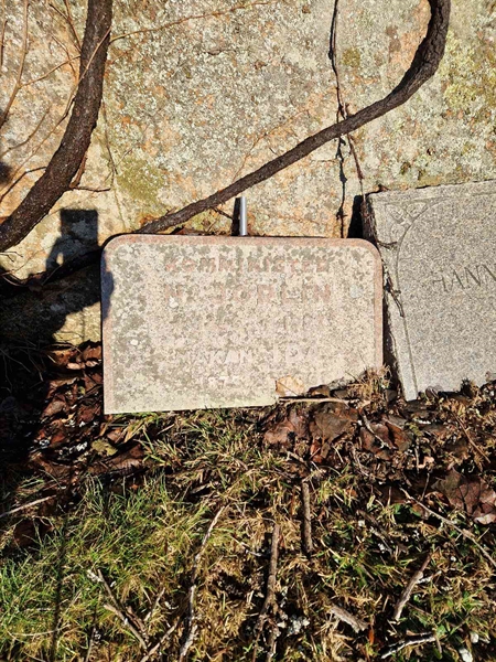 Grave number: SG 02 314, 315