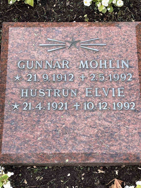 Grave number: EK M 4    51