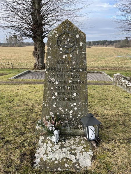 Gravnummer: HA B    70, 71