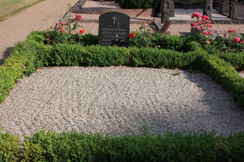 Grave number: Ö 04i   154, 155, 156