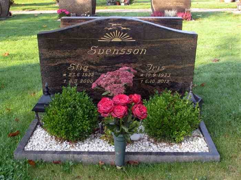 Grave number: SN L   105, 106