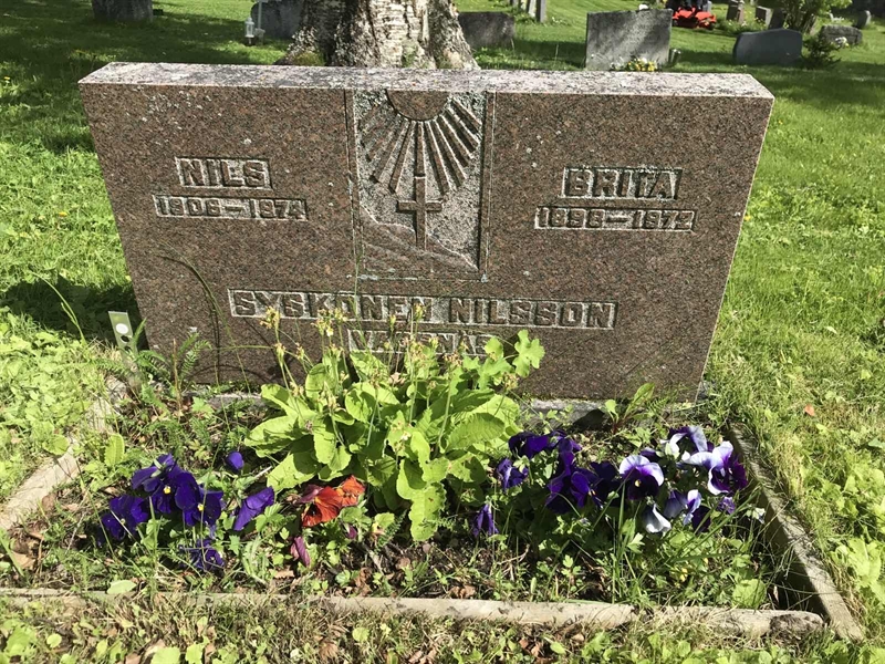 Grave number: KA F   688, 689