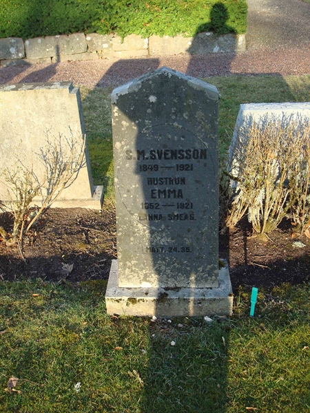 Grave number: KU 03    35, 36
