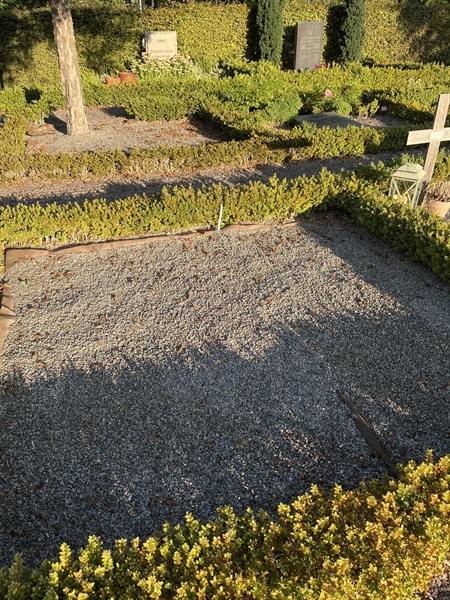 Grave number: NK X 78-79