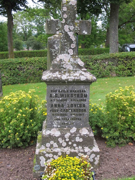 Grave number: KÄÖ A    27, 28