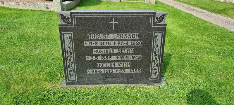 Grave number: SK 1 04  489, 490, 491