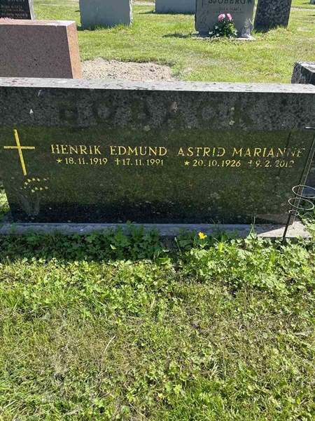 Grave number: N 5 2   234