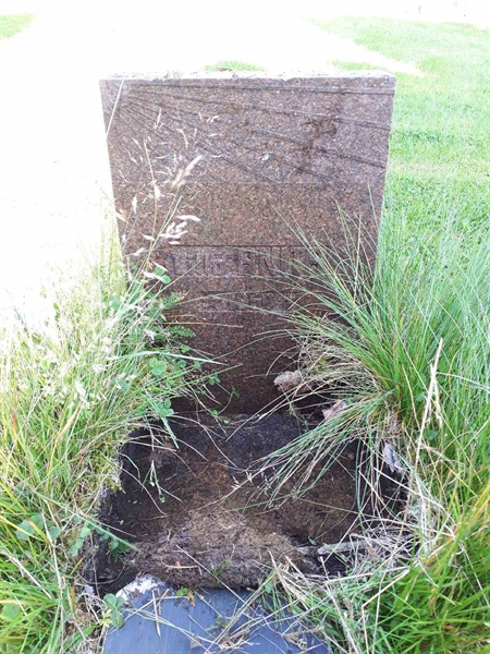 Gravnummer: NK A A   281