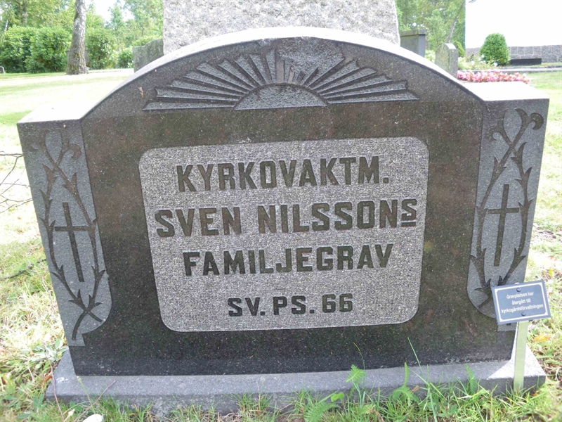 Grave number: SB 01    11