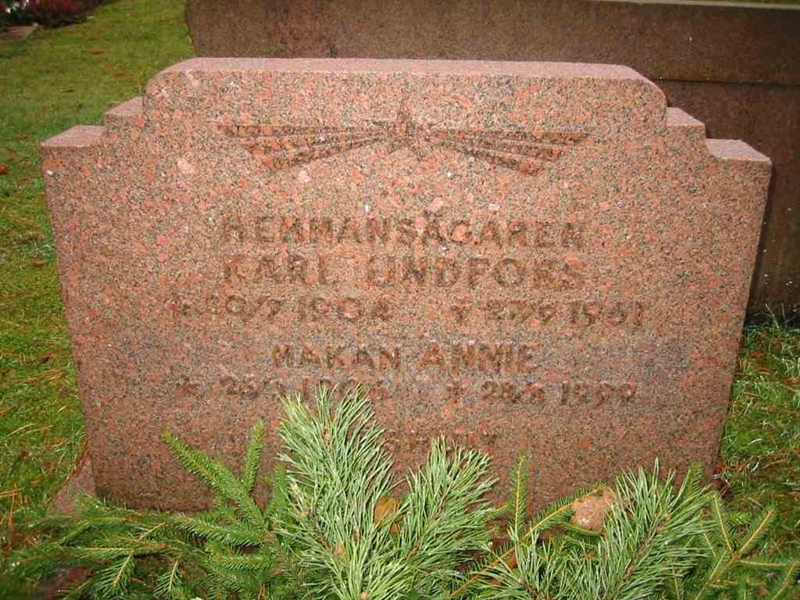 Grave number: KV 5   204-205