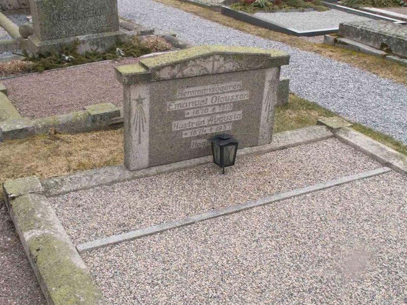 Grave number: TG 004  0537, 0538