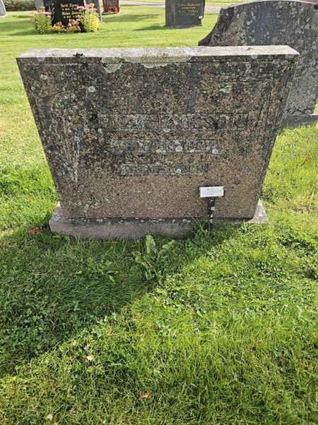 Hautatunnus: Fr 8   533
