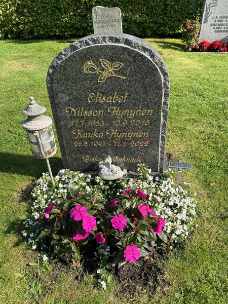 Grave number: G 17 29-30