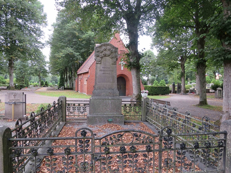 Grave number: HÖB 6   131