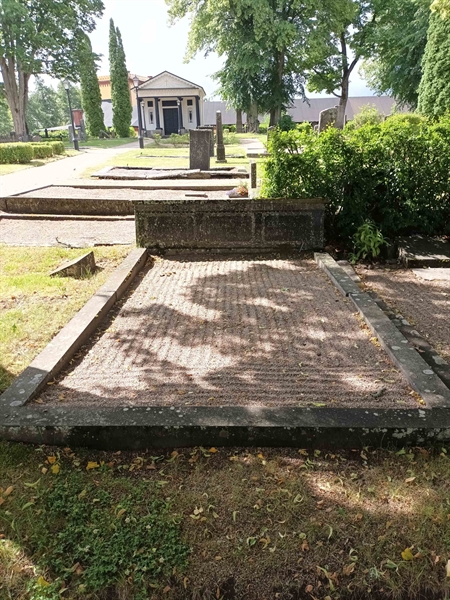Grave number: SÖ 05   152